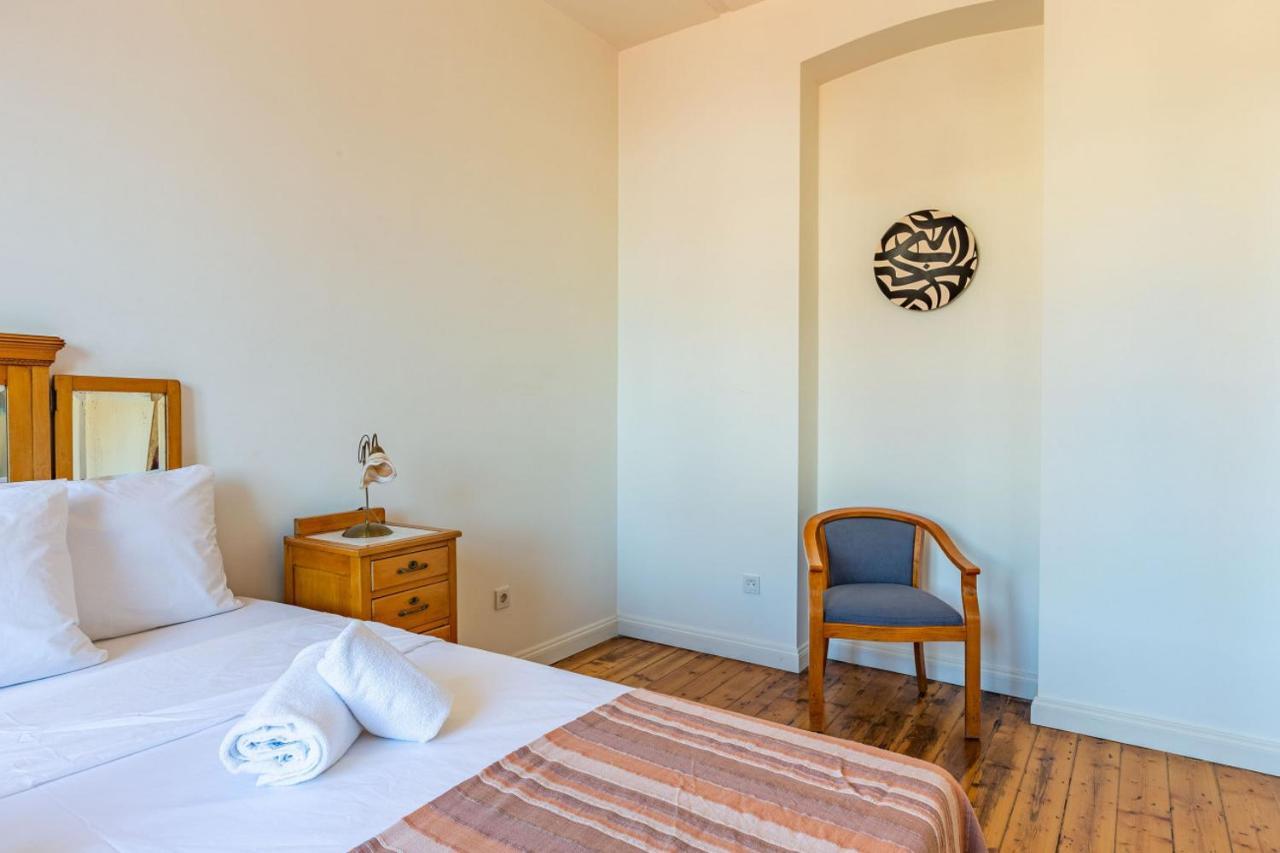 Eclectic Home Near Galata Tower In Beyoglu イスタンブール エクステリア 写真